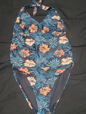 Lole Size 14 One Piece Bathing Suit With Floral Design